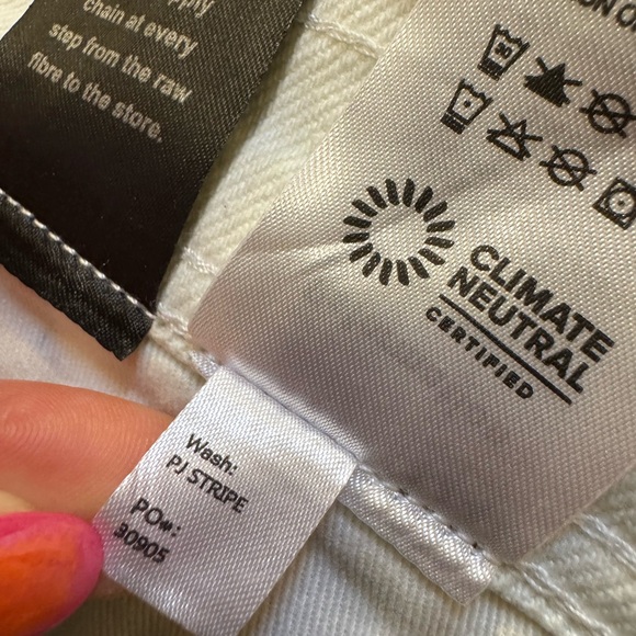 🖤 REFORMATION Logan Ultra High Rise Wide Leg Jeans, Black & White "PA Stripe" - Picture 11 of 14